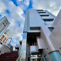 ภายนอก (กลางวัน)