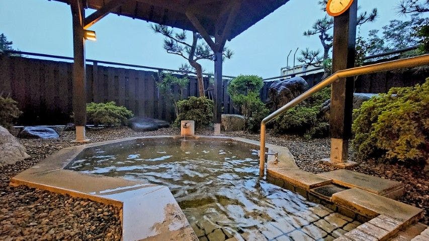 Sekitei Komatsu