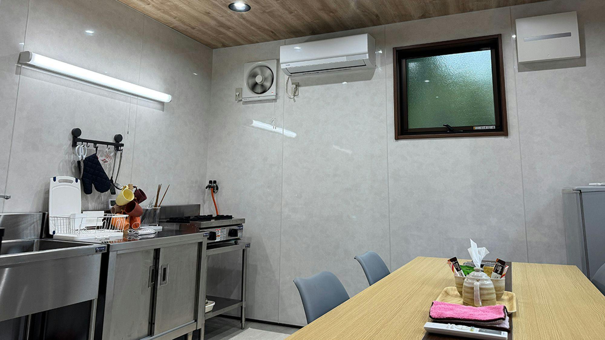 Pet-Friendly Private Cottage: Forest Village Ann