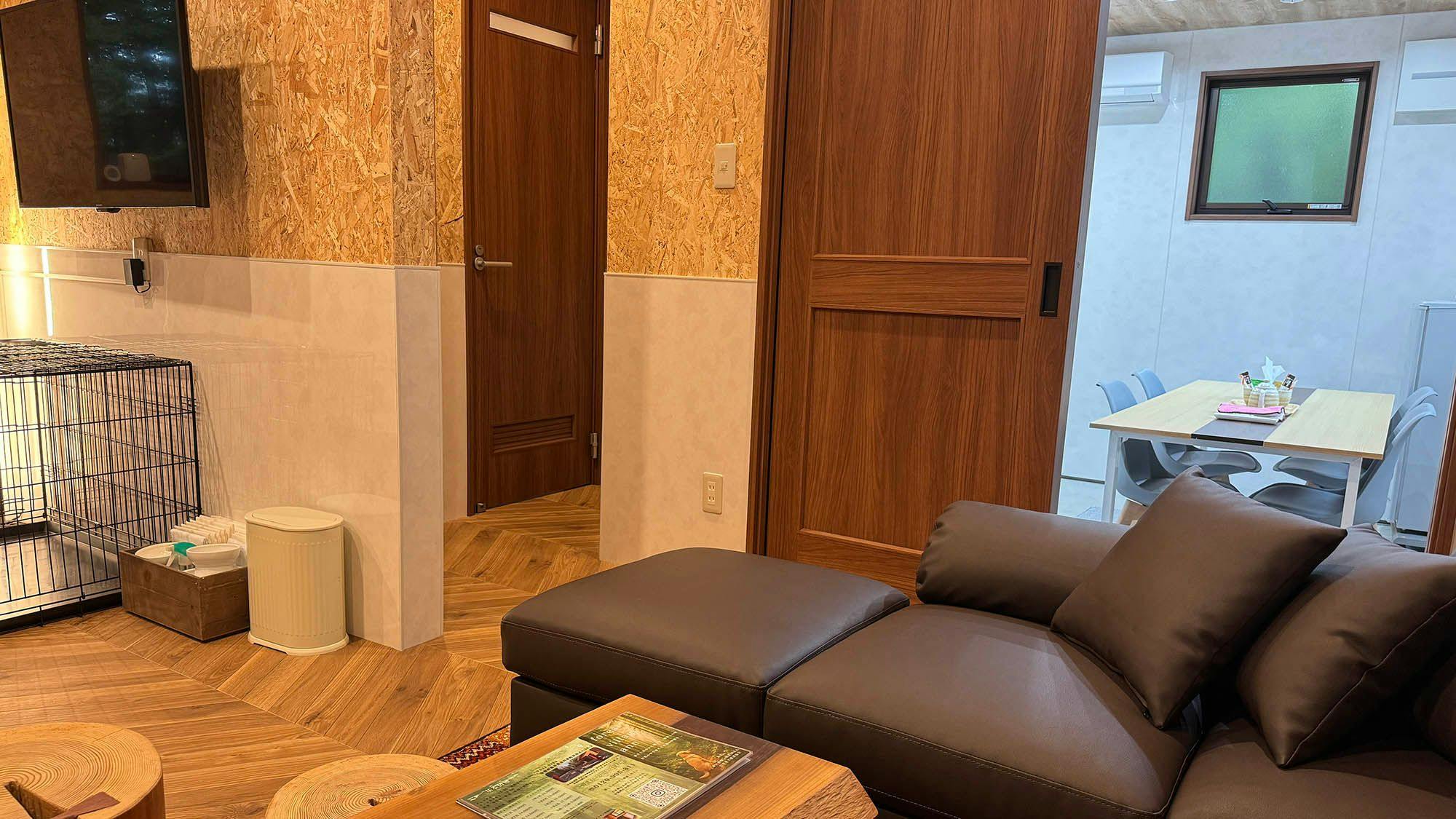 Pet-Friendly Private Cottage: Forest Village Ann