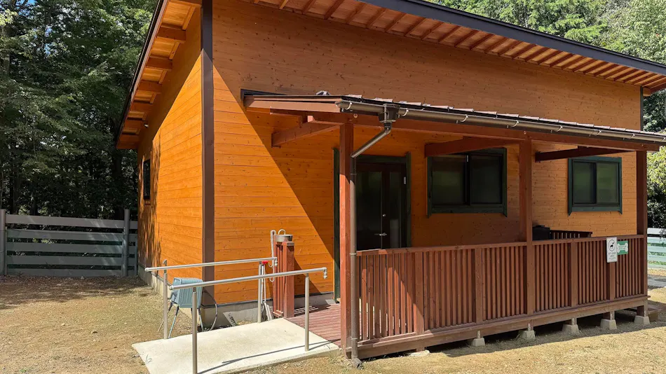Pet-Friendly Private Cottage: Forest Village Ann