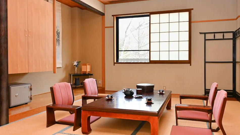 Komakusa Hotel