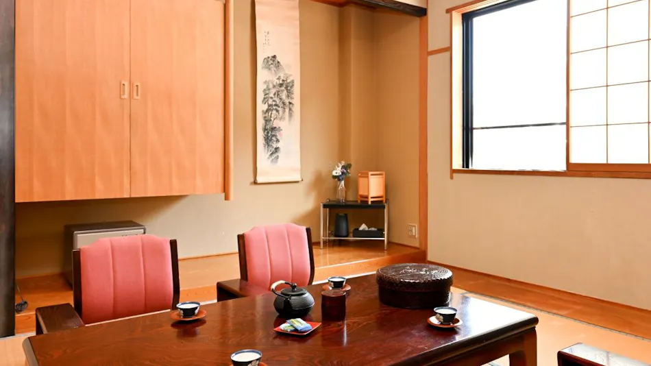 Komakusa Hotel