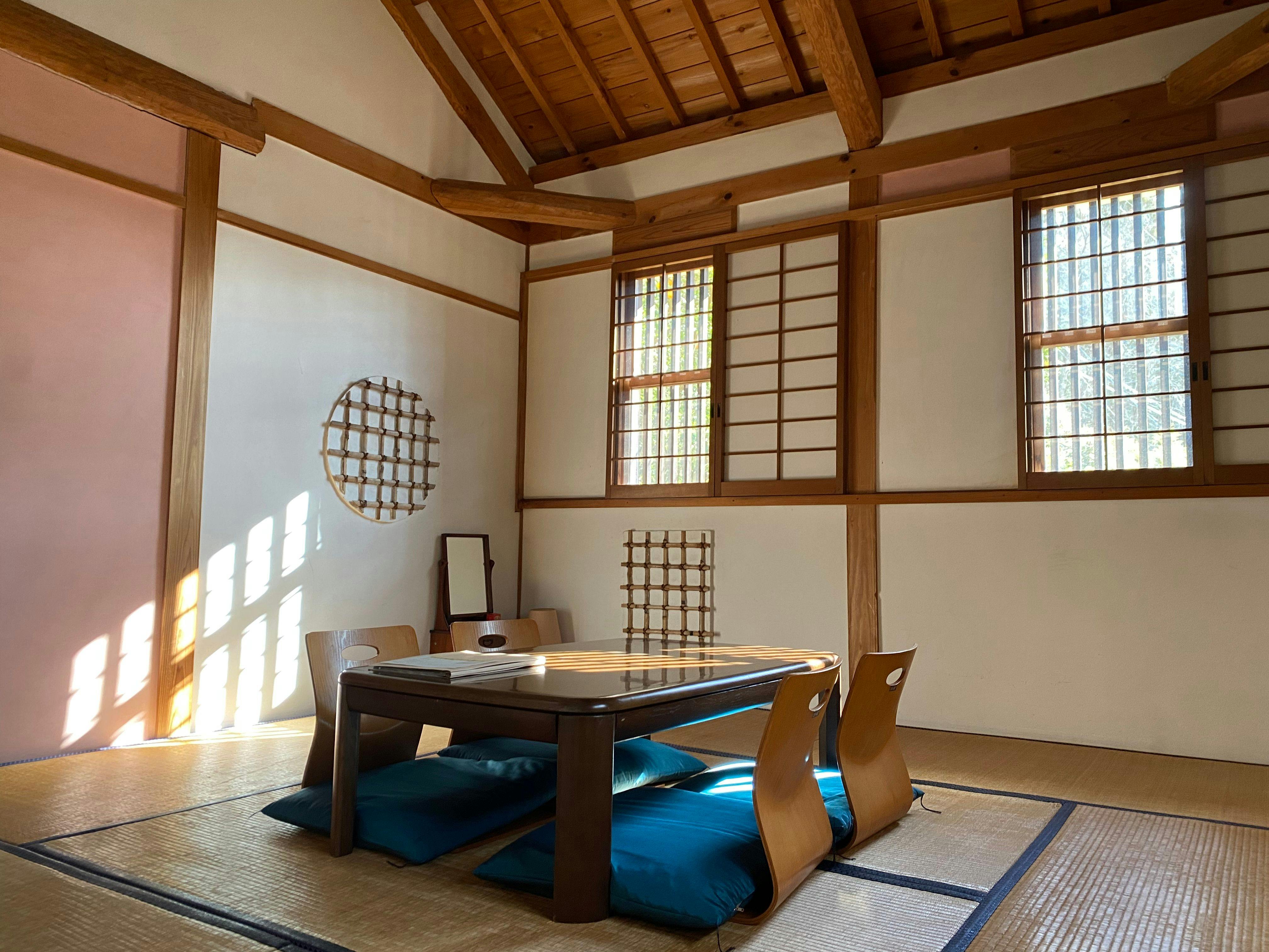 ห้องสไตล์ญี่ปุ่นแสนอบอุ่น ให้คุณผ่อนคลายได้อย่างสบายเท้าเปล่า