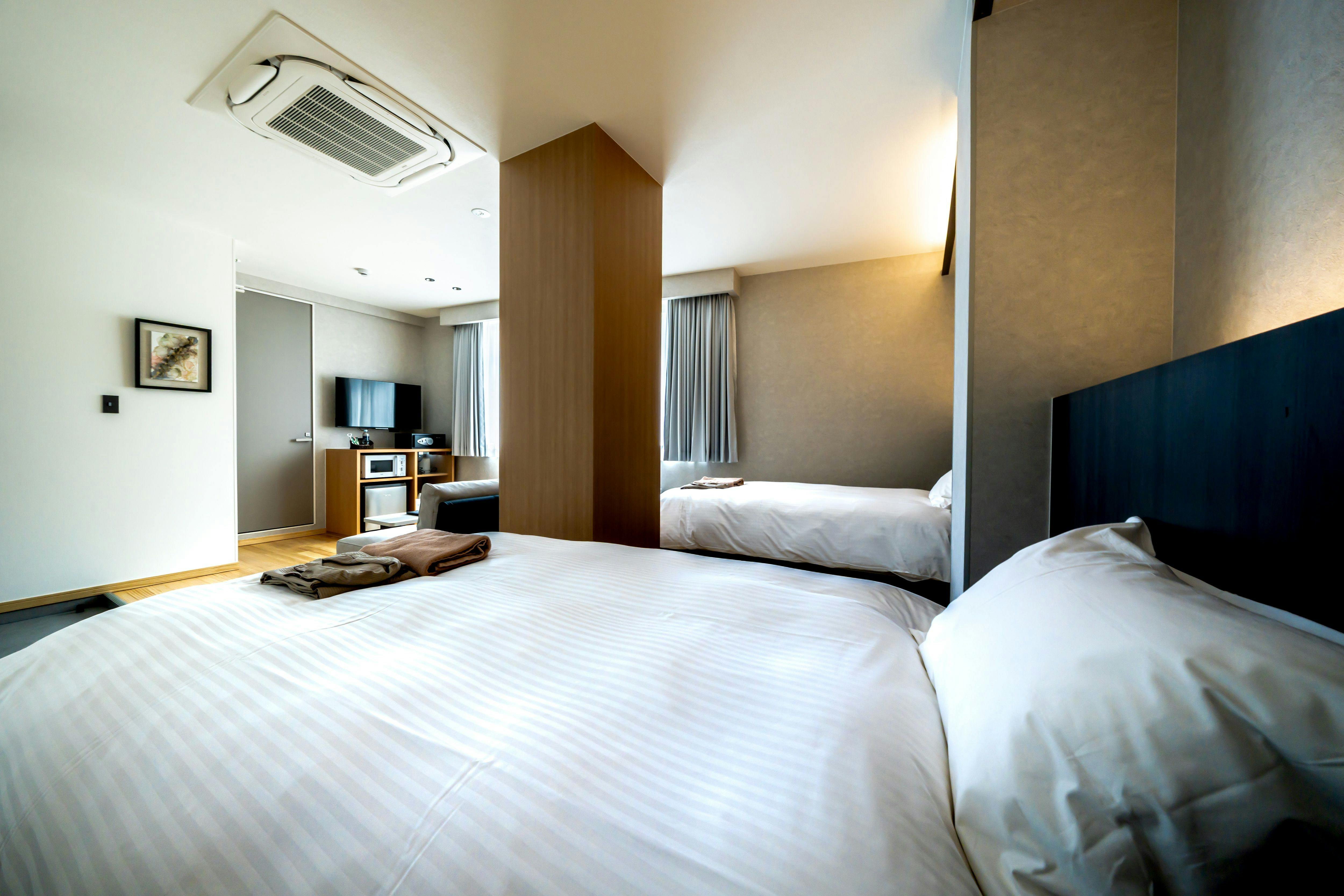 BOND COMFORT HOTEL MIYAJIMAGUCHI