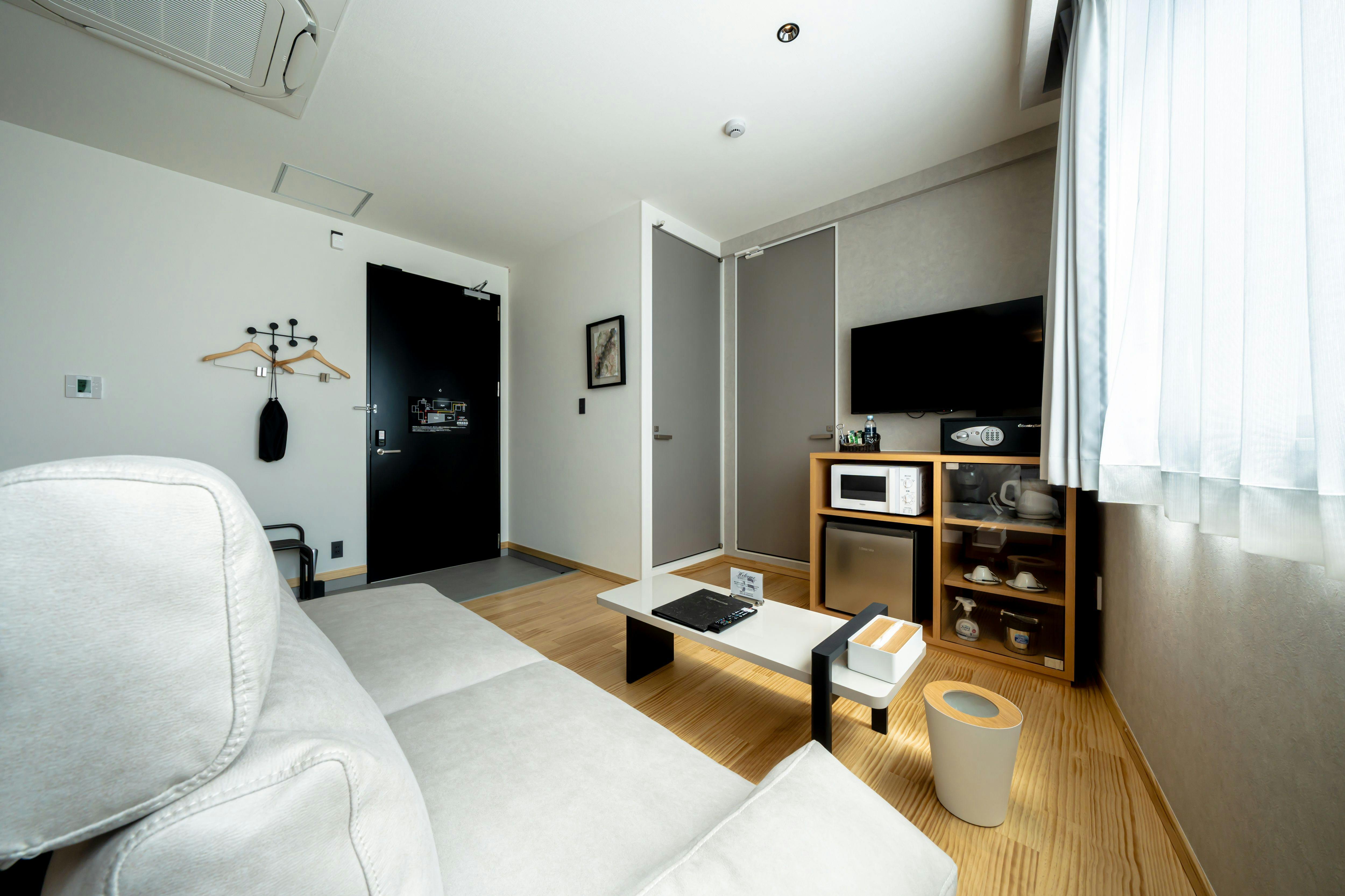 BOND COMFORT HOTEL MIYAJIMAGUCHI