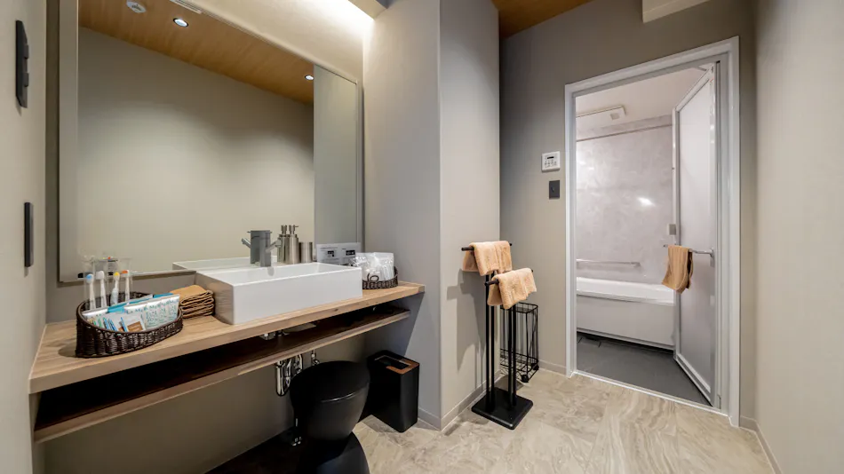 BOND COMFORT HOTEL MIYAJIMAGUCHI