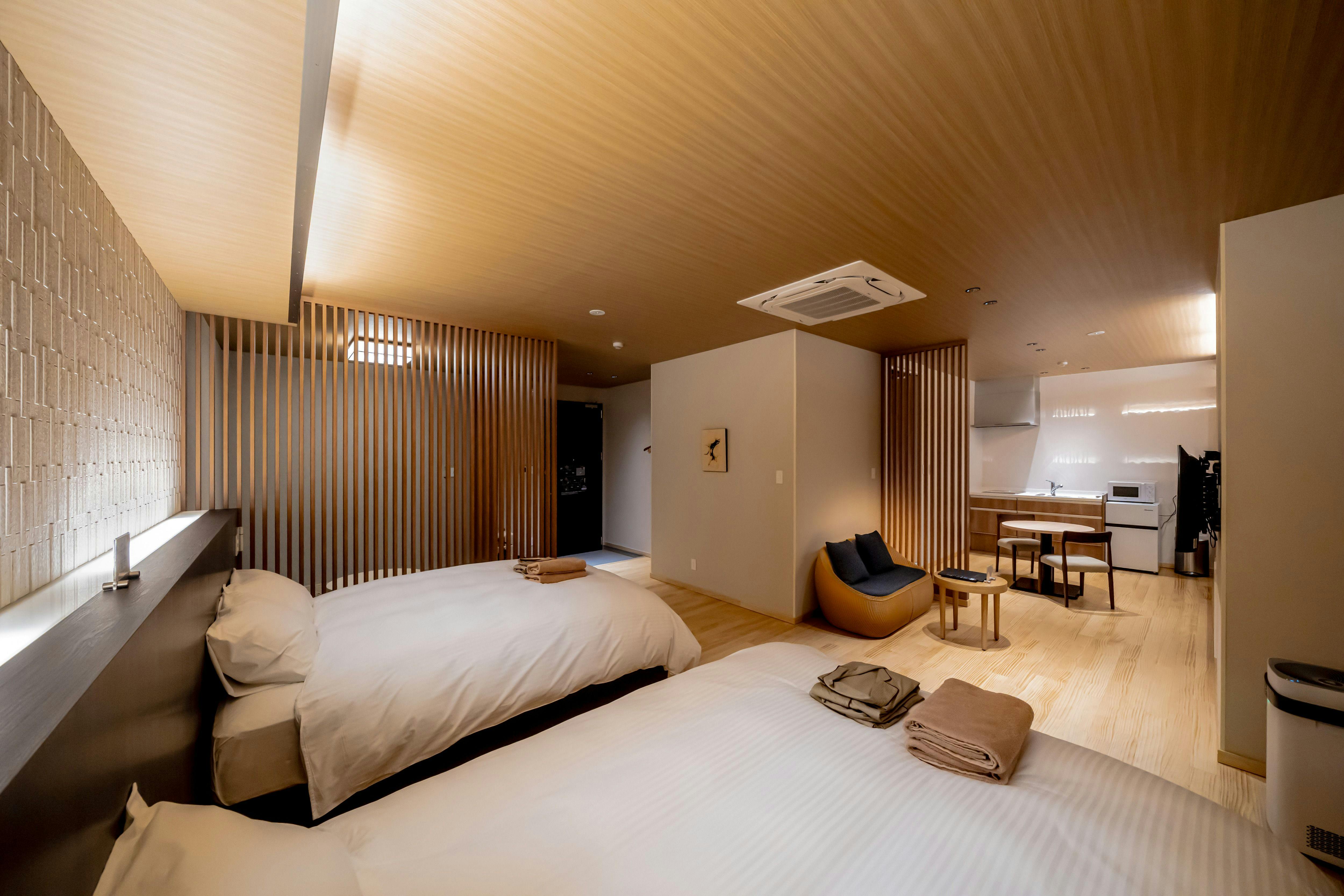 BOND COMFORT HOTEL MIYAJIMAGUCHI