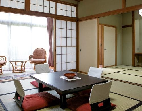 家族に嬉しいゆったり和室のご紹介です