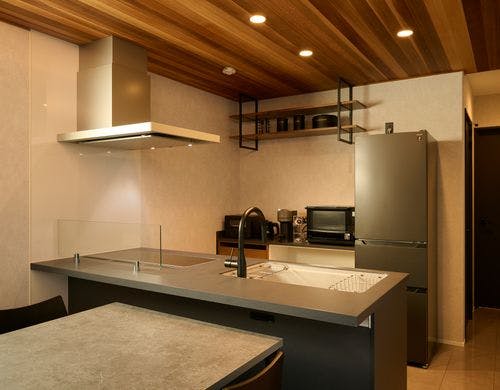 BASE ONE-ダイニングキッチン