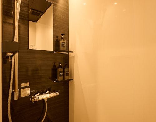 BASE ONE-シャワー室