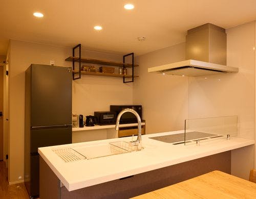 BASE TWO-キッチン