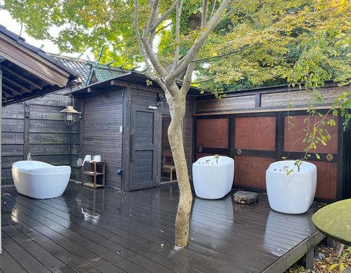 テラス-サウナと水風呂