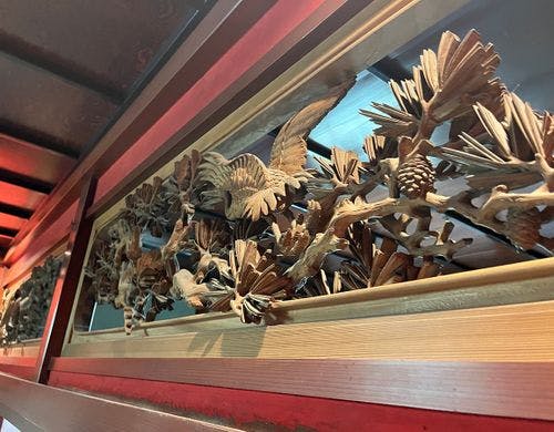 禅楽　井波彫刻の欄間