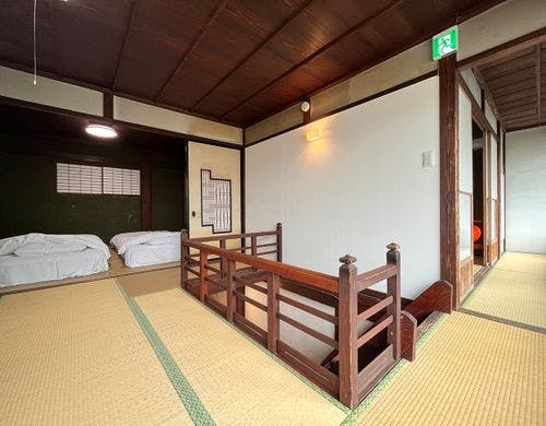 禅楽　階段と廊下