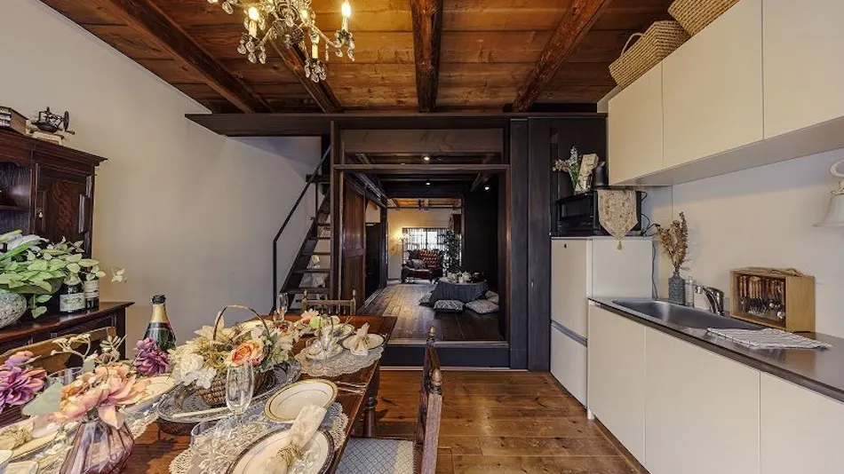 Antiques Nagoya Station East