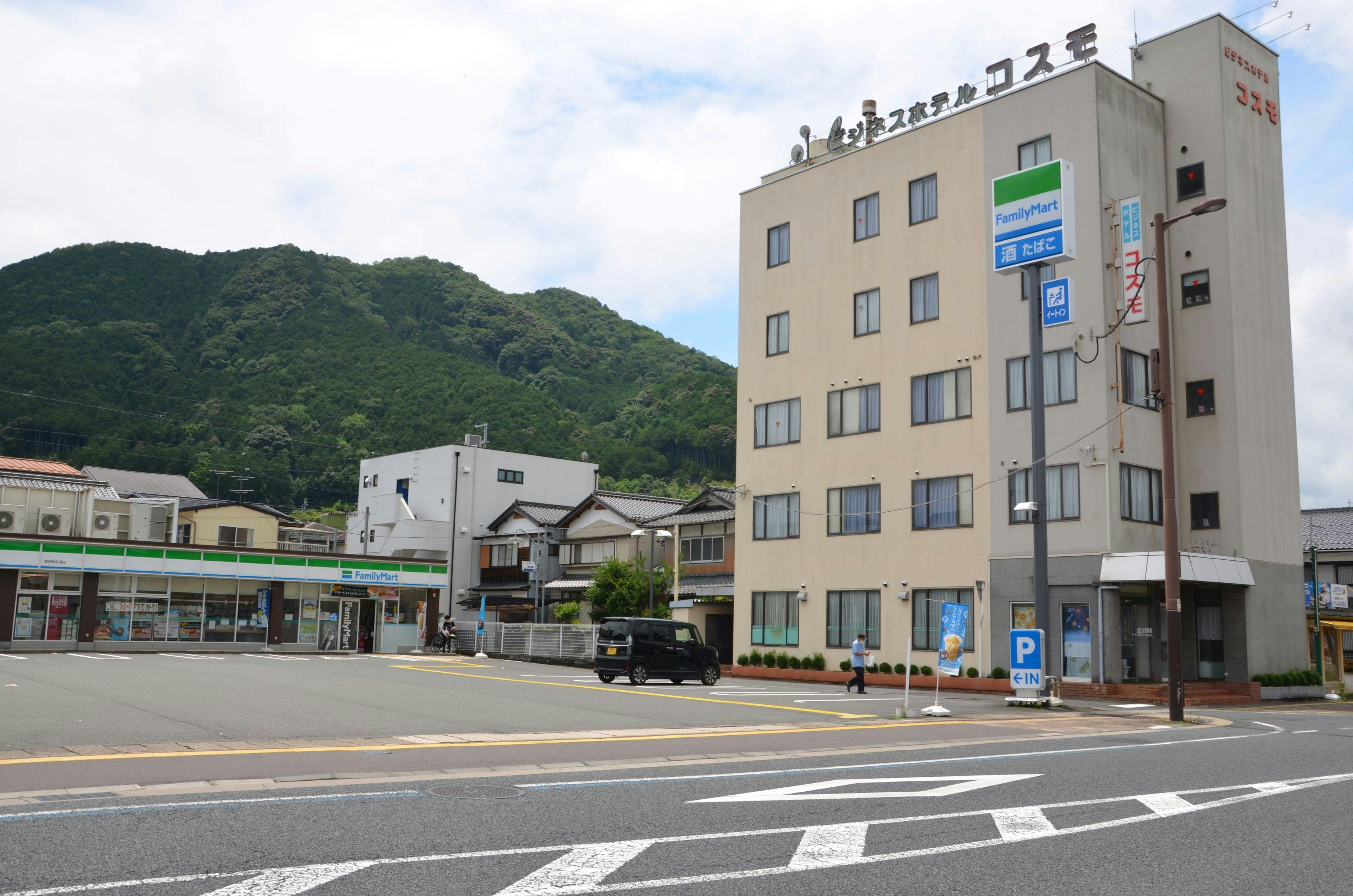 ビジネスホテルコスモ&nbsp;施設全景