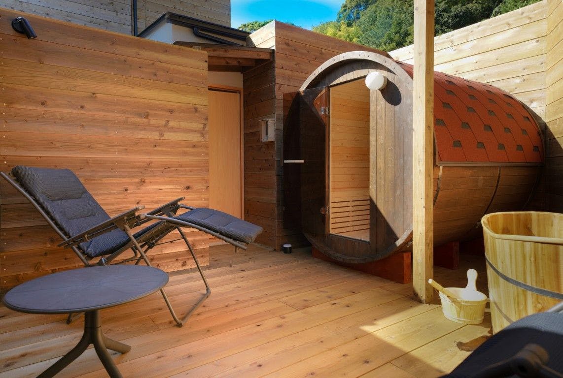 THE BASE GLAMPING YUGAWARA