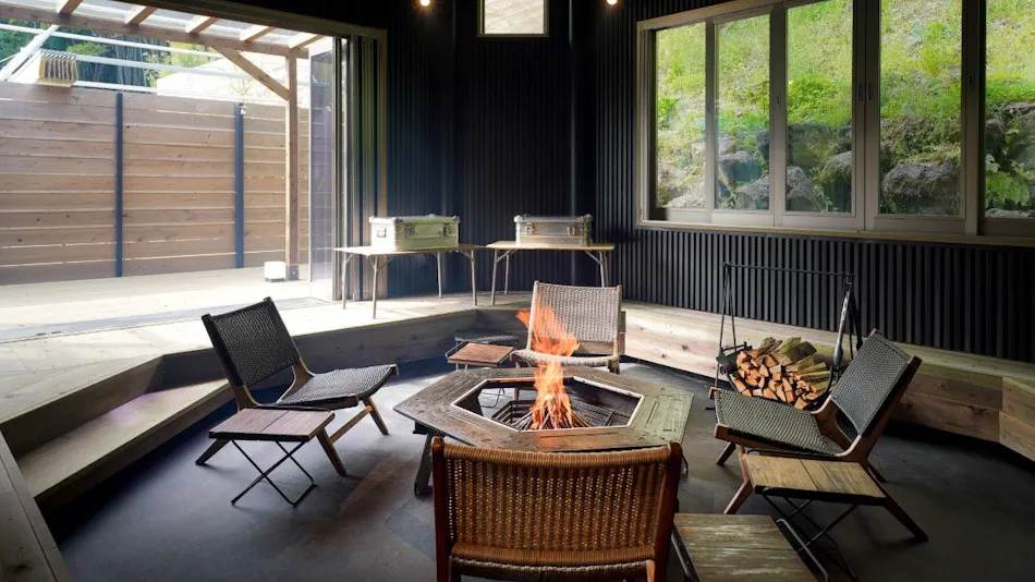 THE BASE GLAMPING YUGAWARA