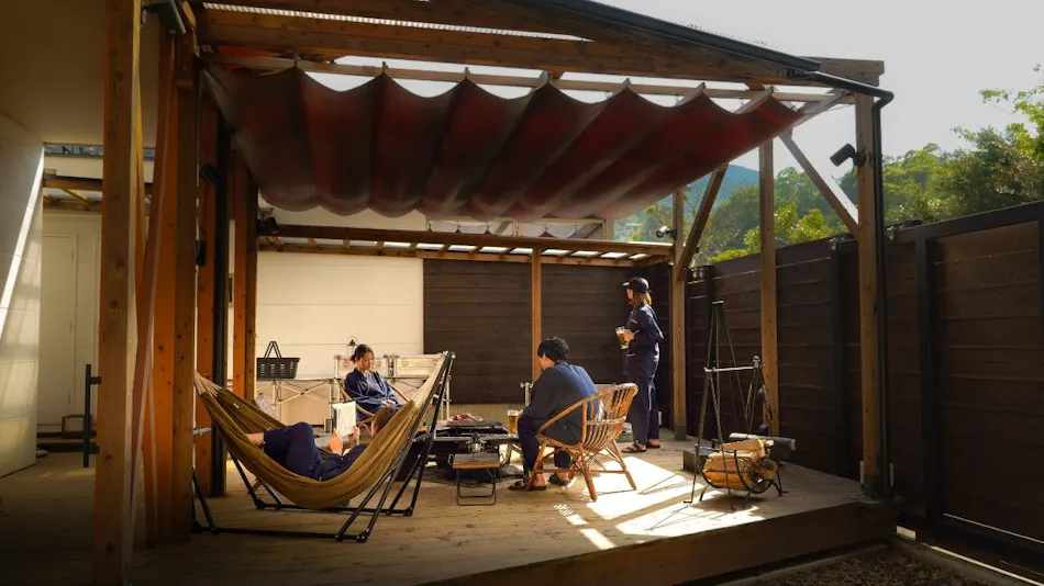 THE BASE GLAMPING YUGAWARA