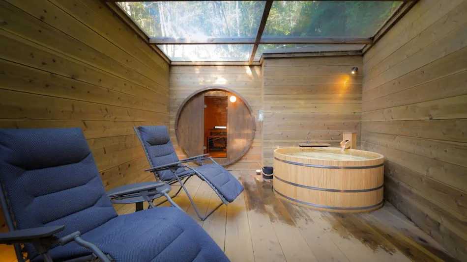 THE BASE GLAMPING YUGAWARA