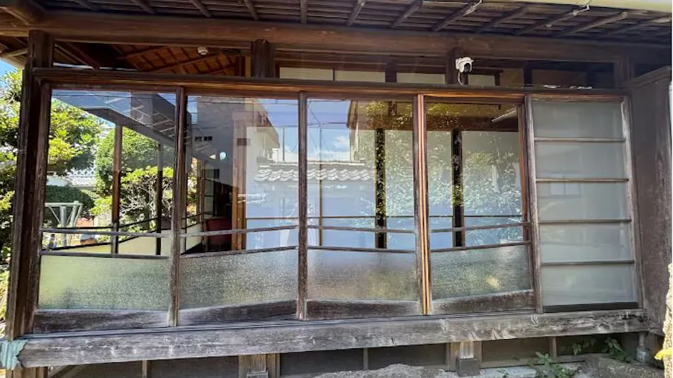 Accommodation “Saichu”with Free-Flowing Hot Spring Water and Traditional Namako Walls