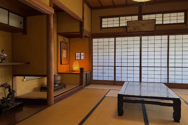 Accommodation “Saichu”with Free-Flowing Hot Spring Water and Traditional Namako Walls