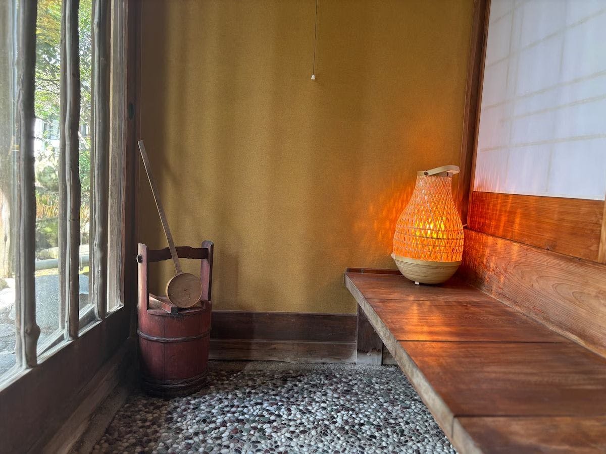 Accommodation “Saichu”with Free-Flowing Hot Spring Water and Traditional Namako Walls