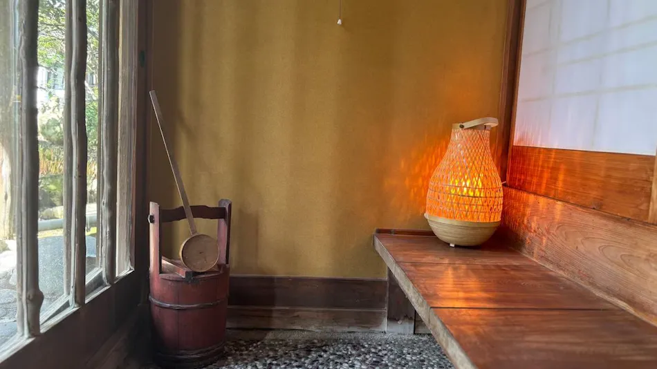 Accommodation “Saichu”with Free-Flowing Hot Spring Water and Traditional Namako Walls