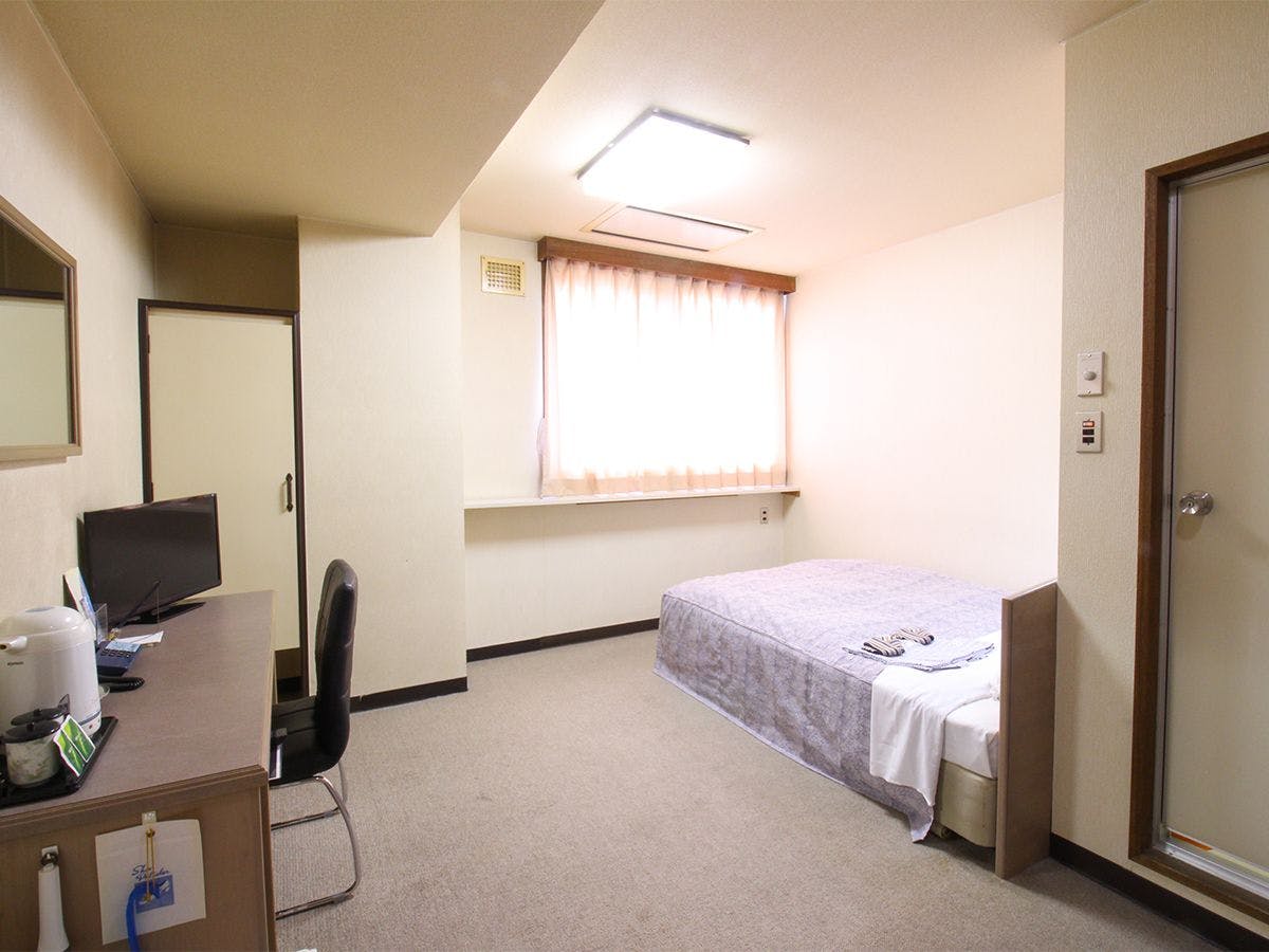 ห้องพัก: ห้องดับเบิล ขนาด 14 ตร.ม.