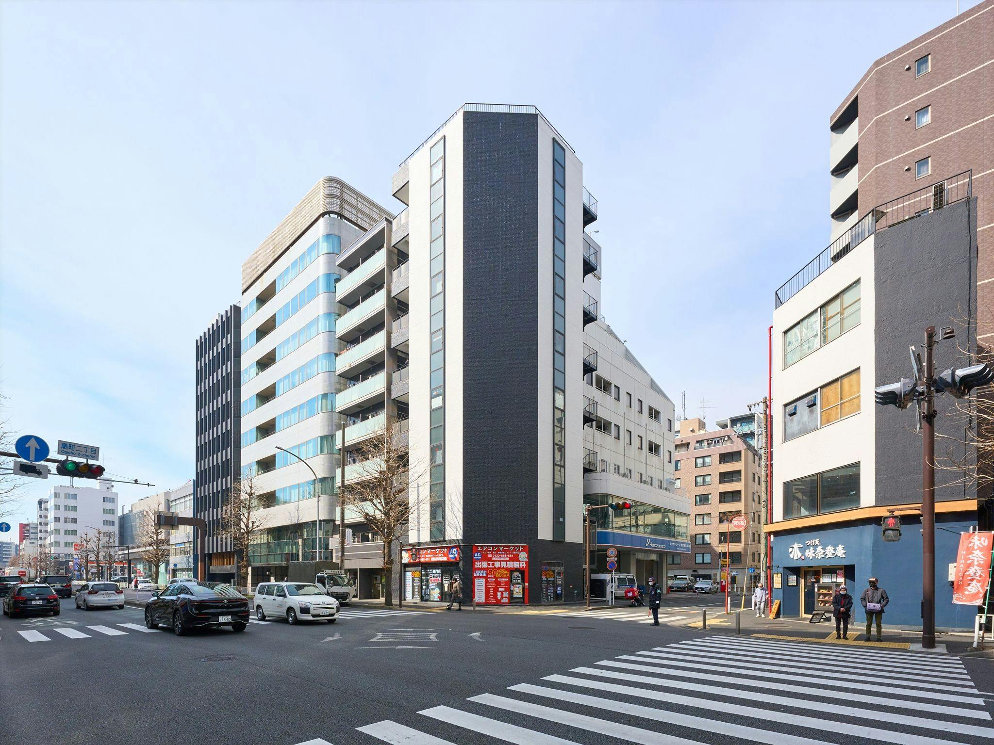 ภายนอกอาคาร