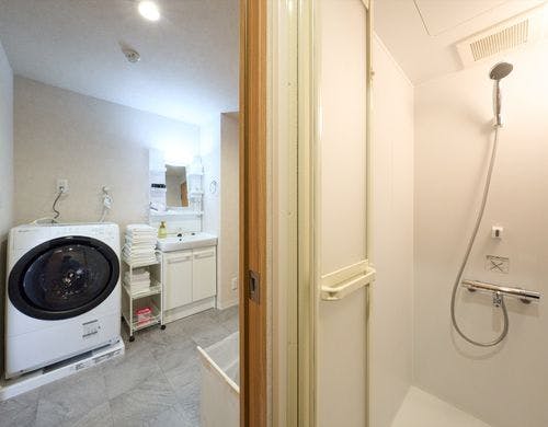 シャワールーム