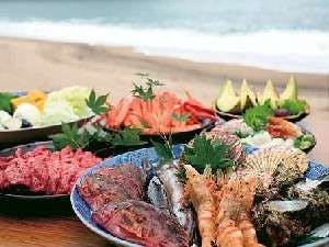 BBQ tepi pantai sambil menikmati pemandangan laut