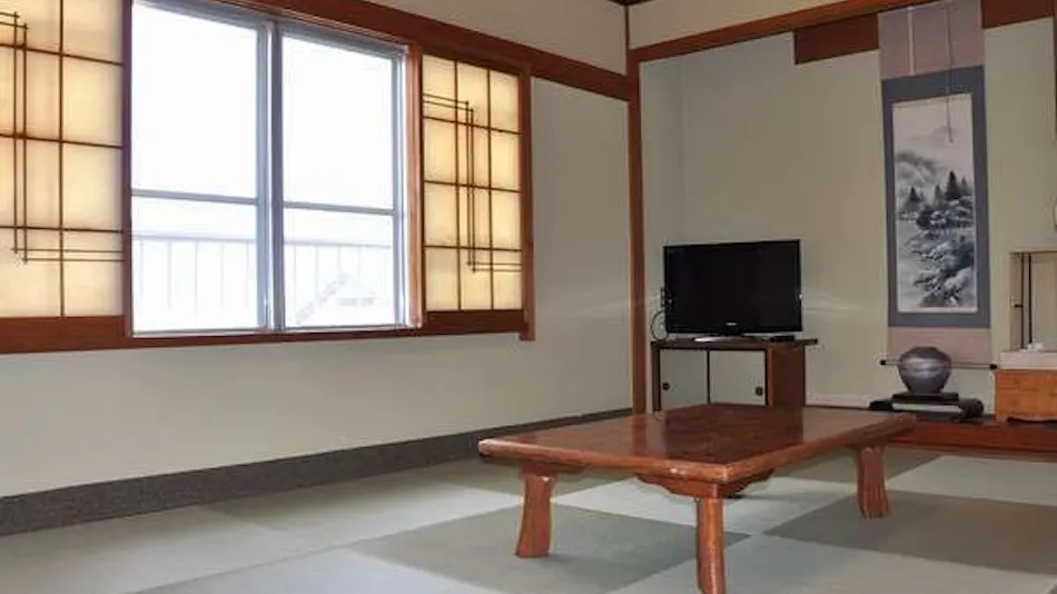 Fisherman-Owned Accommodation: Tairyo-ya