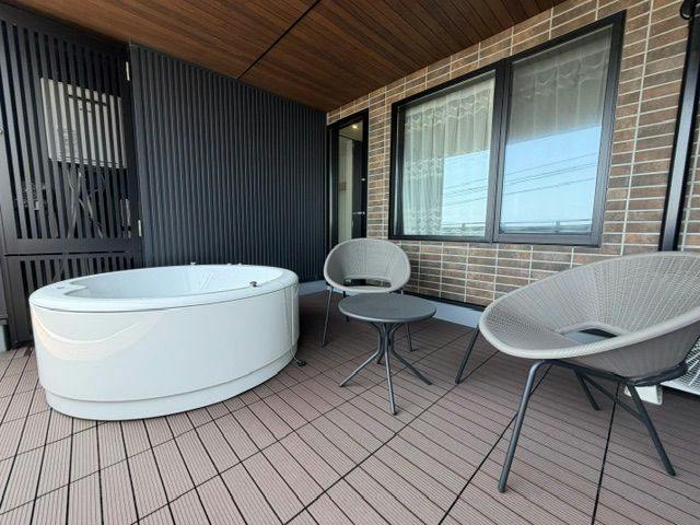 SEVEN O RESORT