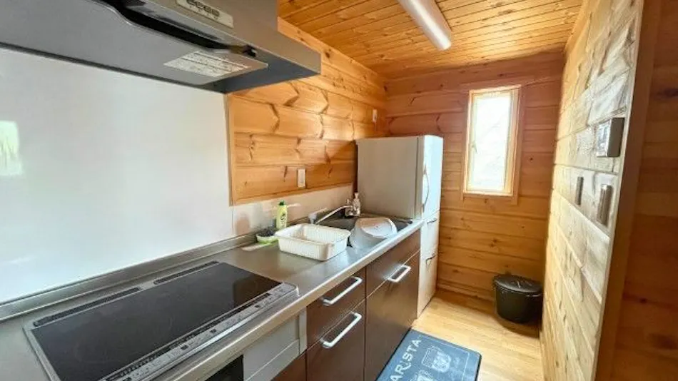 Free Time Log Cottage