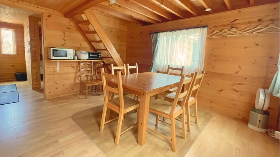 Free Time Log Cottage