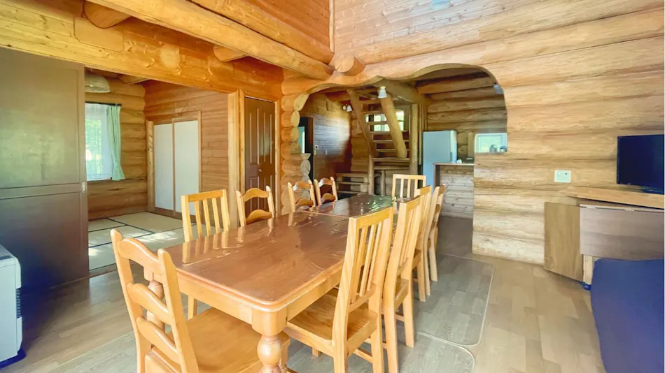 Free Time Log Cottage