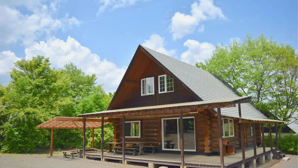 Free Time Log Cottage