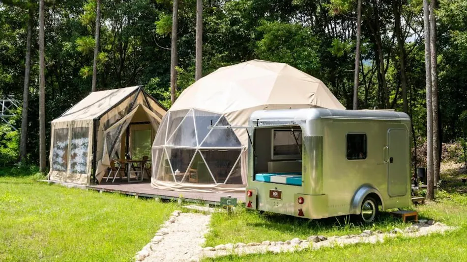 glampark FREE AND EASY CAMP RESORT