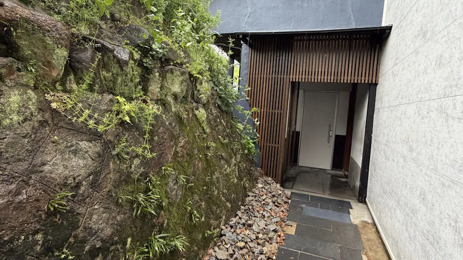 BESSO Shiro-mae Hotel