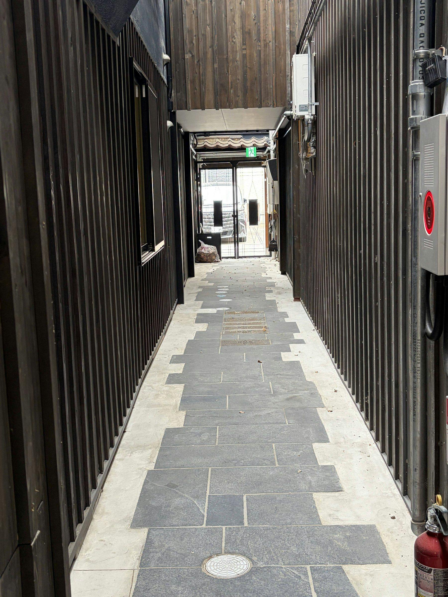 BESSO Shiro-mae Hotel