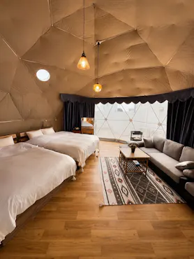 Khemah Kubah untuk Glamping