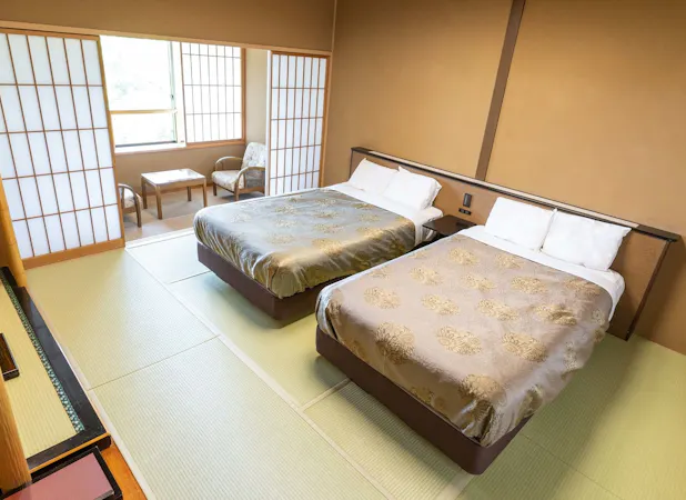 【西館標準客室(ベッドタイプ)】