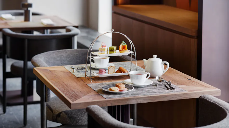RIHGA Royal Hotel Osaka, Vignette Collection an IHG Hotels