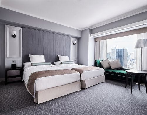 23F「ロイヤルラウンジ」。