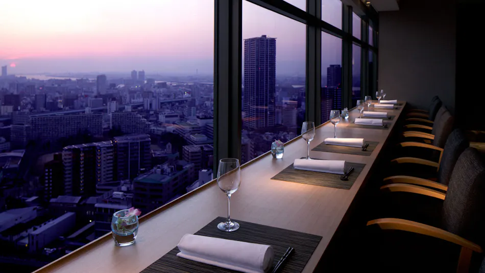 RIHGA Royal Hotel Osaka, Vignette Collection an IHG Hotels