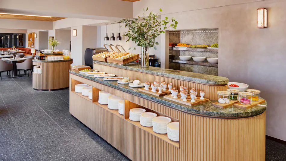 RIHGA Royal Hotel Osaka, Vignette Collection an IHG Hotels