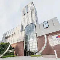 Pemandangan Luar Hotel (siang hari)