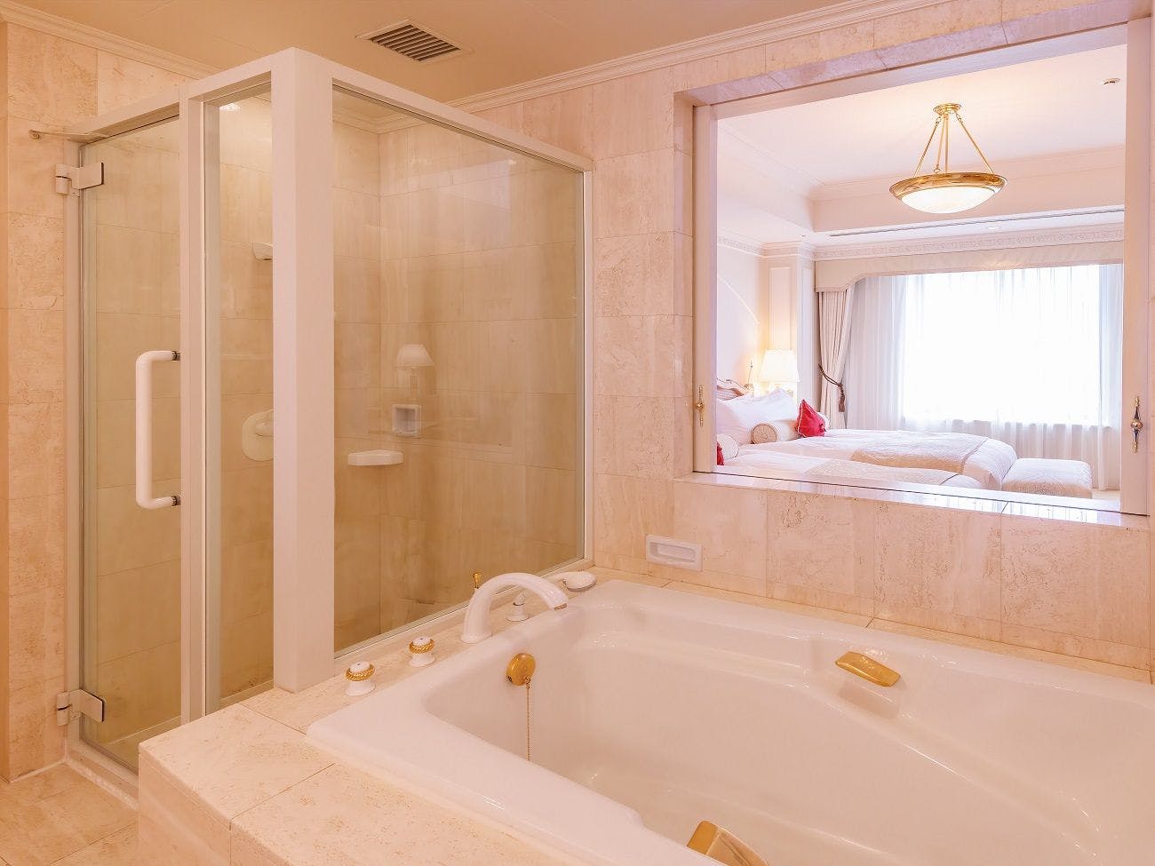 小型套房 - 浴室（示例）